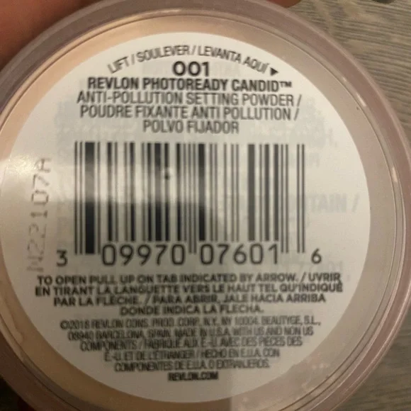 ⭐️Revlon Setting Powder⭐️ - Picture 2 of 3